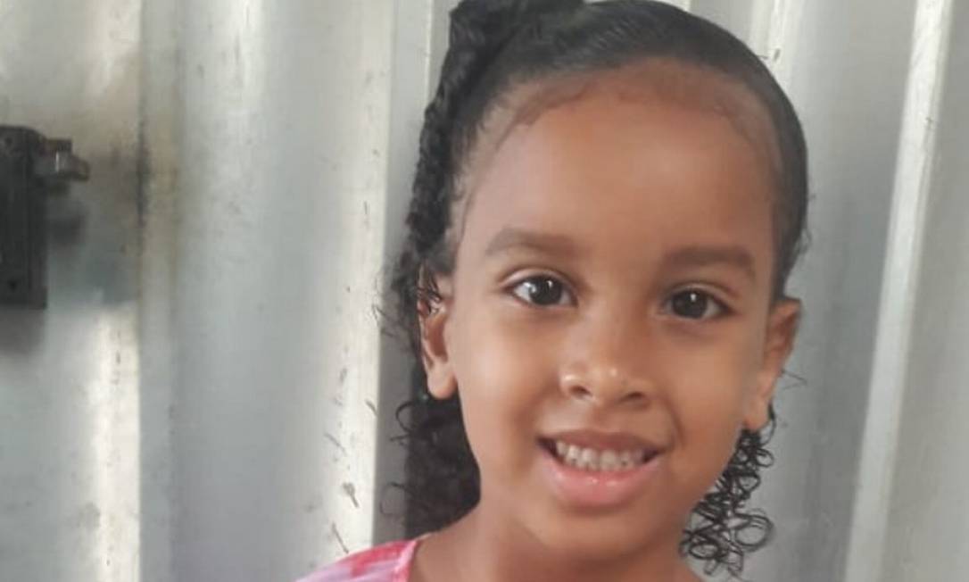 Estela, de 6 anos, está desaparecida Foto: Reprodução