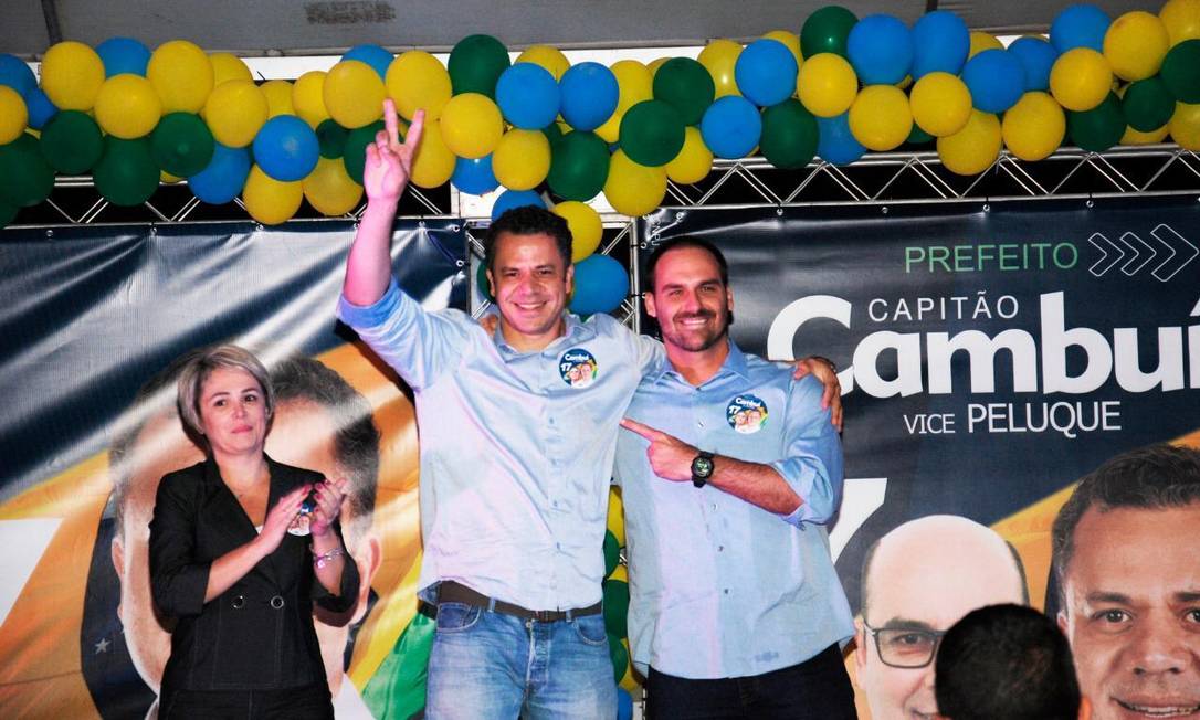 Eduardo Bolsonaro em evento de campanha de Capitão Cambuí: candidato do PSL em Paulínia (SP) amargou o quinto lugar em eleição e prefeito Foto: Reprodução/Facebook