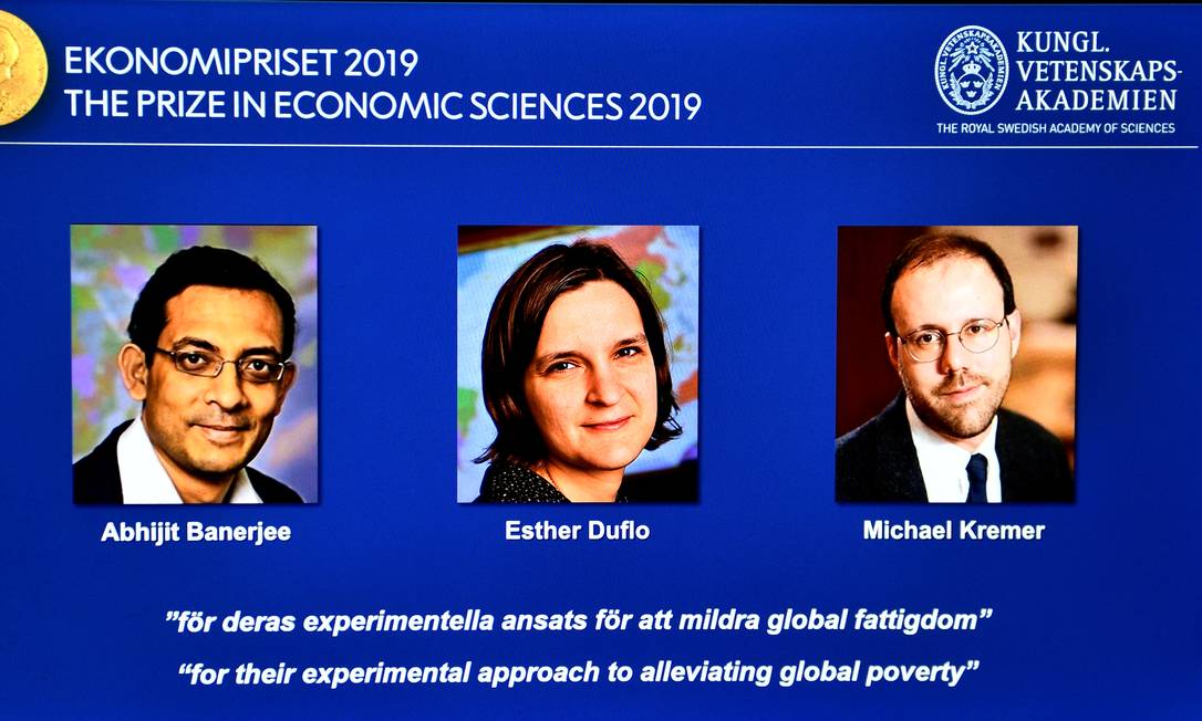 Abhijit Banerjee, Esther Duflo e Michael Kremer são os ganhadores do Nobel de Economia de 2019 Foto: TT NEWS AGENCY / VIA REUTERS