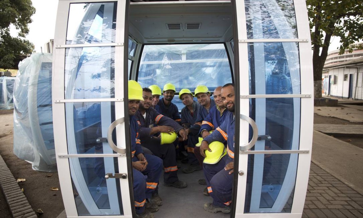 As cabines suportam até 640 quilos cada uma e contam com três travas externas e sistema de rádio para comunicação em casos de emergência Foto: Márcia Foletto / Agência O Globo
