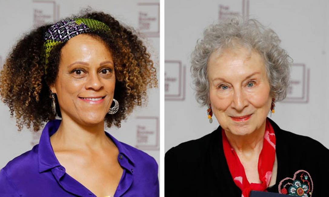 Bernardine Evaristo e Margaret Atwood venceram o Booker Prize 2019 Foto: TOLGA AKMEN/AFP