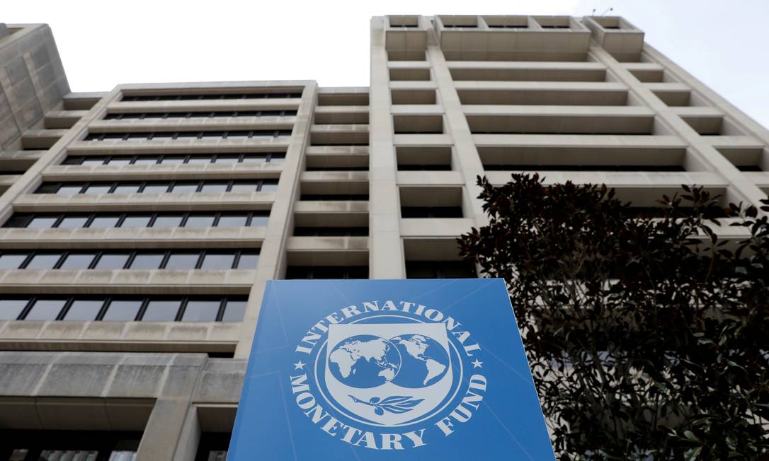 FILE PHOTO: FILE PHOTO: The International Monetary Fund (IMF) headquarters in Washington, U.S., is seen on April 8, 2019. REUTERS/Yuri Gripas/File Photo/File Photo Foto: Yuri Gripas / REUTERS