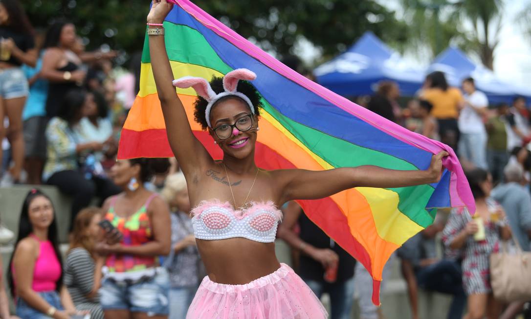 A professora Andressa Rodrigues apoia a causa LGBT Foto: Guilherme Pinto / Agência O Globo