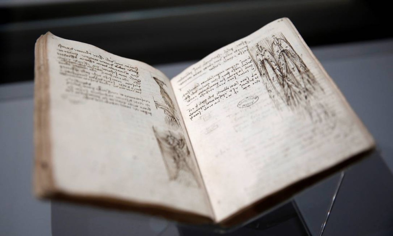 Desenho de Leonardo da Vinci num dos cadernos utilizados pelo mestre renascentista Foto: BENOIT TESSIER / REUTERS