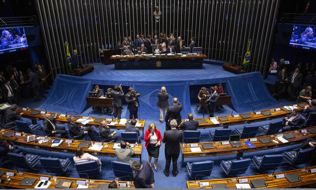 Senado Federal aprovou a reforma da Previdência nesta terça-feira. Foram 60 votos a favor contra 19 contrários Foto: Daniel Marenco / Agência O Globo