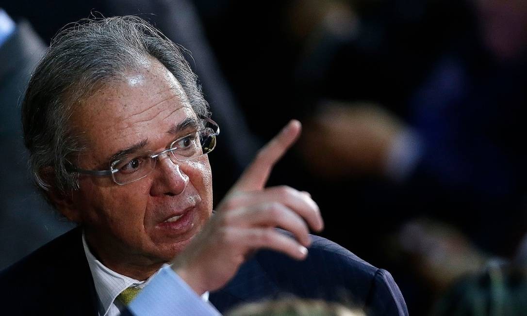 Resultado de imagem para Guedes quer “shutdown” à brasileira para estados e municípios