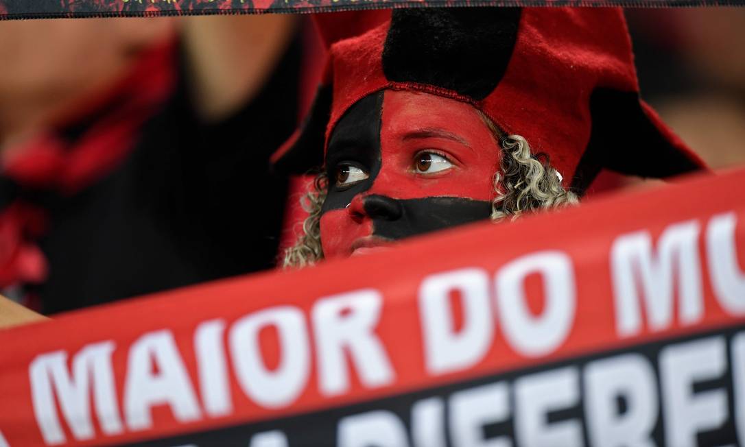 Torcida do Flamengo está ansiosa pela final da Libertadores e deve lotar estádios e cinemas pelo Brasil Foto: MAURO PIMENTEL / AFP