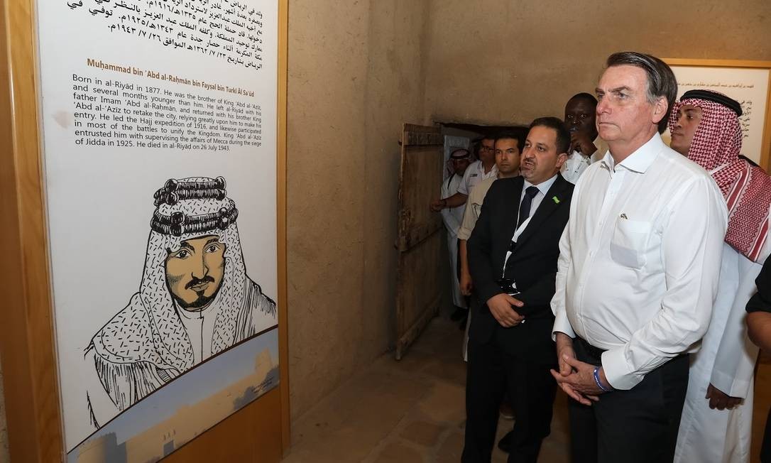 Presidente Jair Bolsonaro em visitação ao Forte Masmak, Riade, na Arábia Saudita Foto: José Dias / Presidência da República