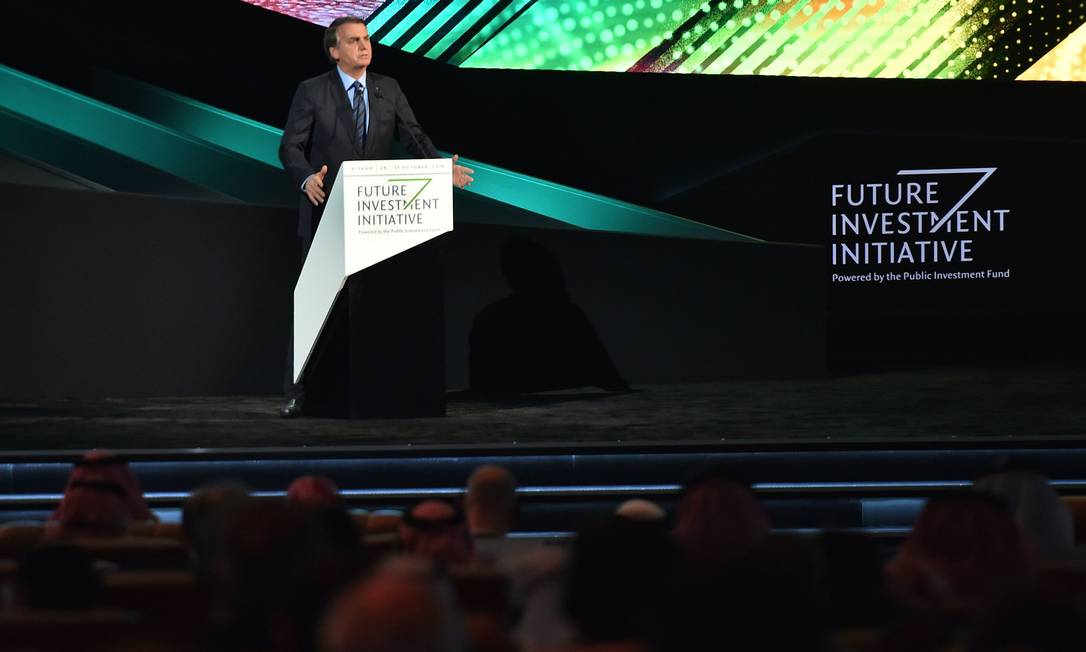 Bolsonaro discura na conferência da Iniciativa de Investimento Futuro em Riad Foto: FAYEZ NURELDINE / FAYEZ NURELDINE/AFP