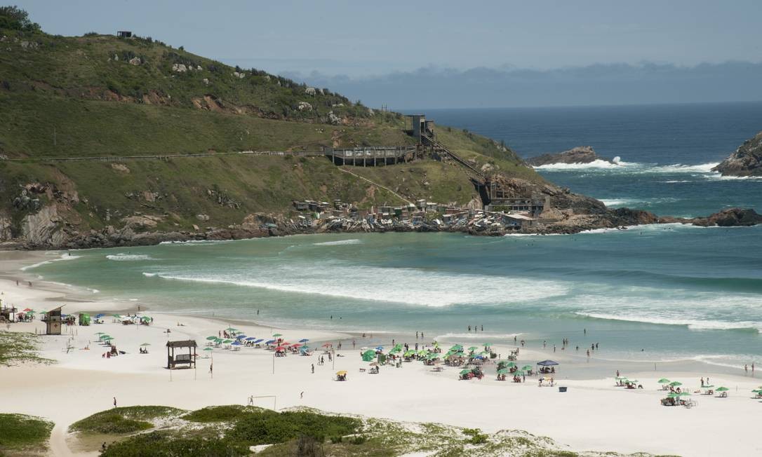 BV Arraial do Cabo, 18/10/2019. RJ - Especial Costa do So l- Passeio de Bugre. Foto:Adriana Lorete. Foto: Adriana Lorete / Agência O Globo