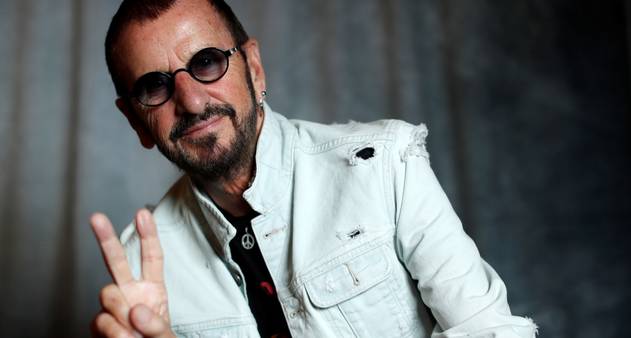 Ringo Starr se emociona com nova gravação reunindo os Beatles