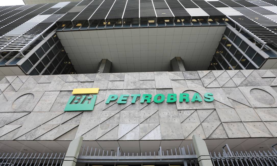 Governo estudada acabar com direito de preferência da Petrobras em próximos leilões Foto: Lucas Tavares / Agência O Globo