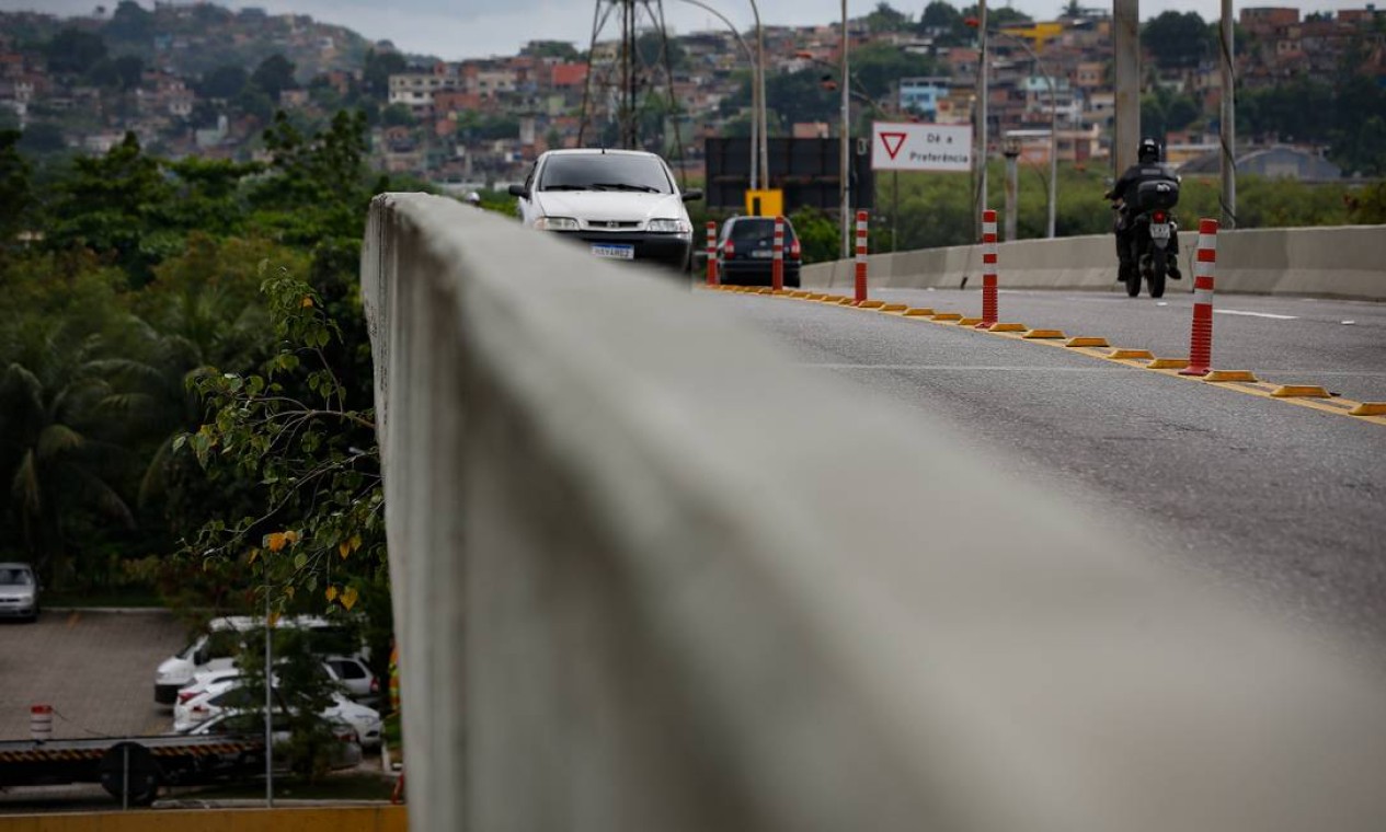 Pontes Viadutos E Passarelas Sob Responsabilidade Da Prefeitura Correm Risco De Cair Jornal O 0425