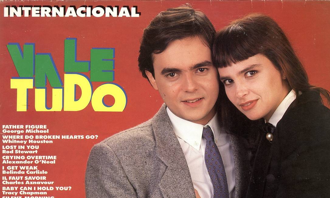 Cássio Gabus Mendes e Lídia Brondi na capa de disco de 'Vale tudo' Foto: Divulgação