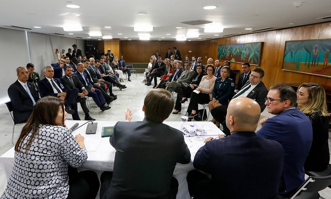 Bolsonaro re reúne com deputados para anunciar saída do PSL Foto: Divulgação