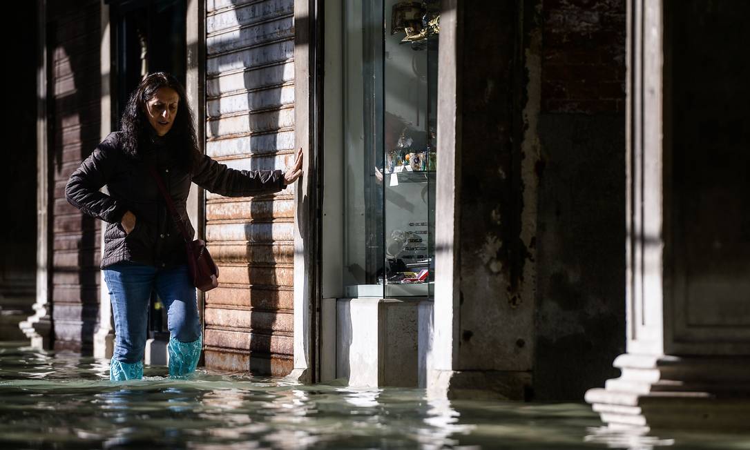 Veneza em estado de alerta por nova maré alta - Mundo - Jornal NH