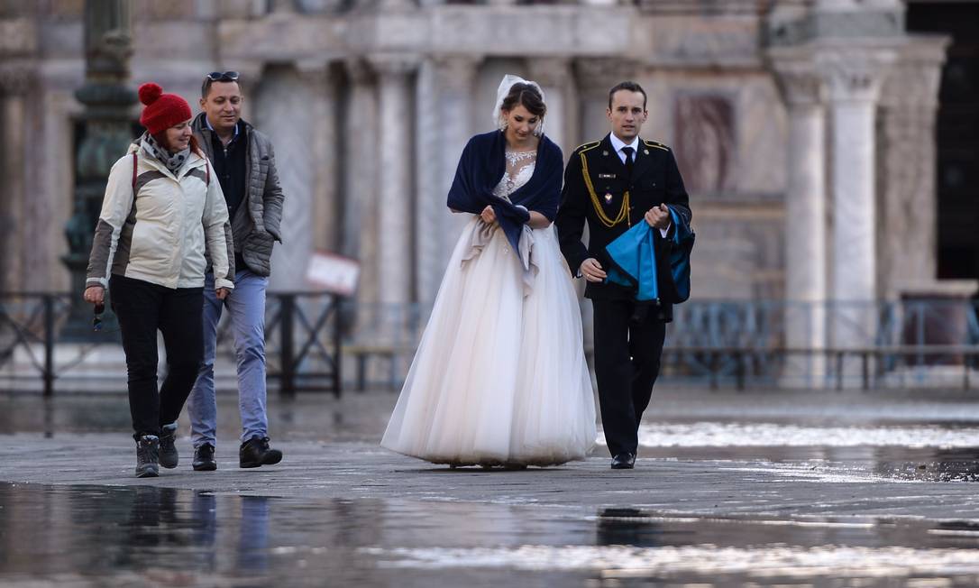 Veneza em estado de alerta por nova maré alta - Mundo - Jornal NH