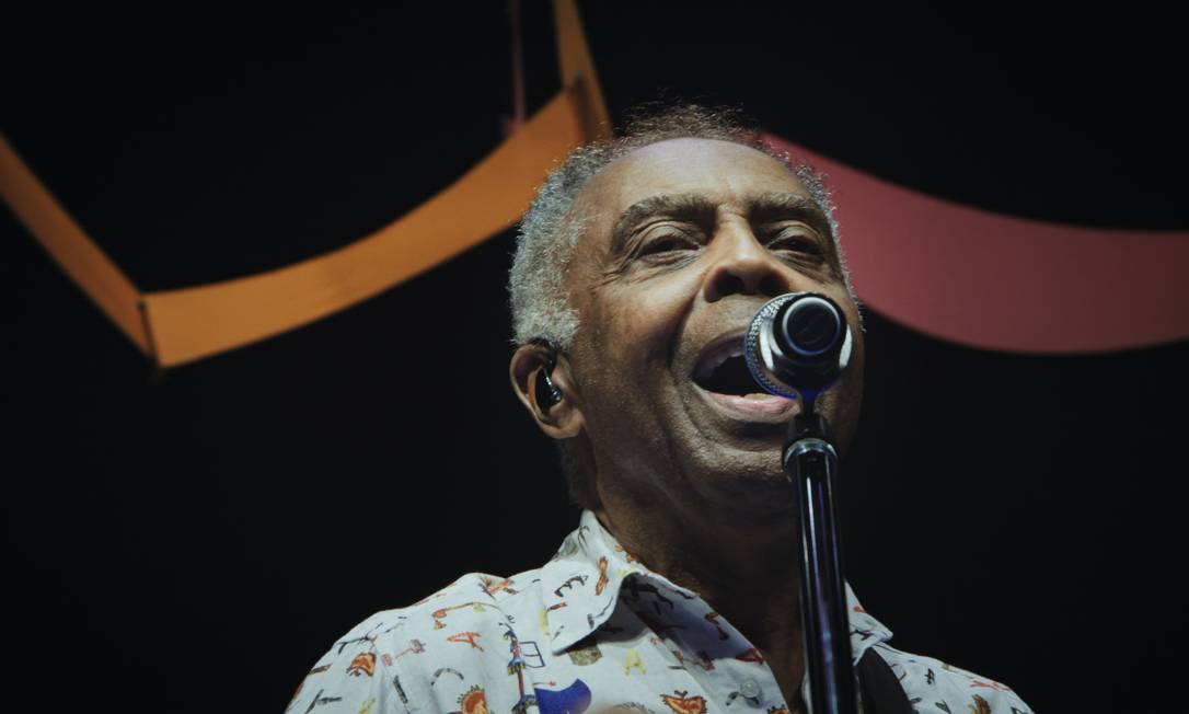 O cantor Gilberto Gil em cena do documentário "Refavela 40", de Mini Kerti Foto: Reprodução