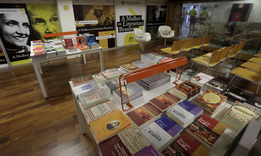 Interior da Biblioteca Parque Estadual, onde é realizada a LER Foto: Marcelo Theobald / Agência O Globo