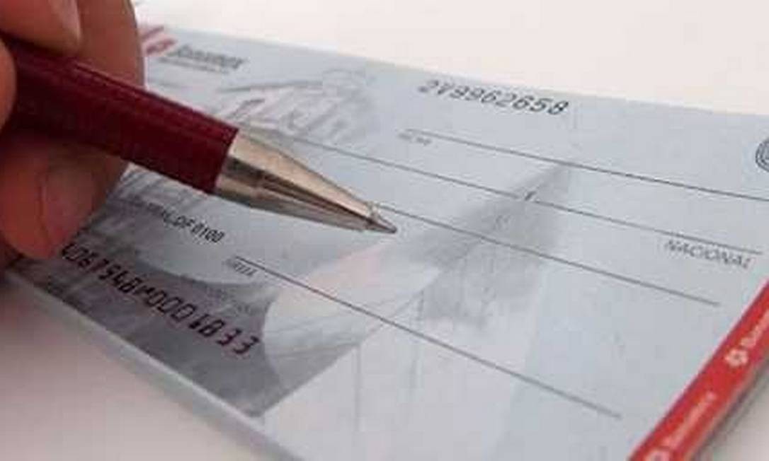 Resultado de imagem para Mudança na cobrança do cheque especial passa a valer a partir de hoje e bancos podem cobrar até 8% de juros