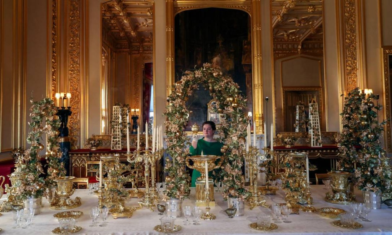 Castelo de Windsor tem decoração luxuosa para o Natal Jornal O Globo