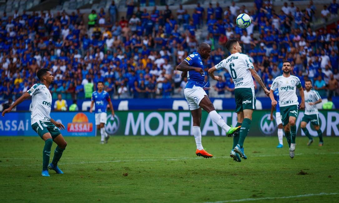 Cruzeiro é rebaixado para a Série B após derrota para o ...