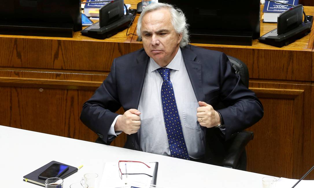 Andrés Chadwick, ex-ministro do Interior chileno, participa de sessão no Congresso Foto: Rodrigo Garrido / REUTERS/10-12-2019