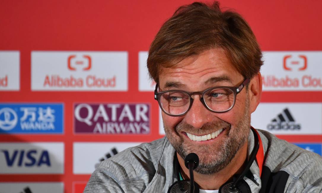 A primeira entrevista de Klopp como técnico do Liverpool é tão divertida  quanto esperávamos