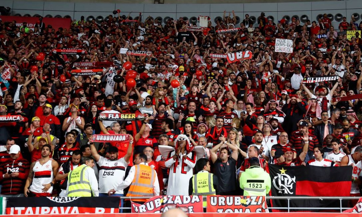 Veja fotos da torcida rubro-negra no estádio Khalifa, no Qatar - Jornal ...