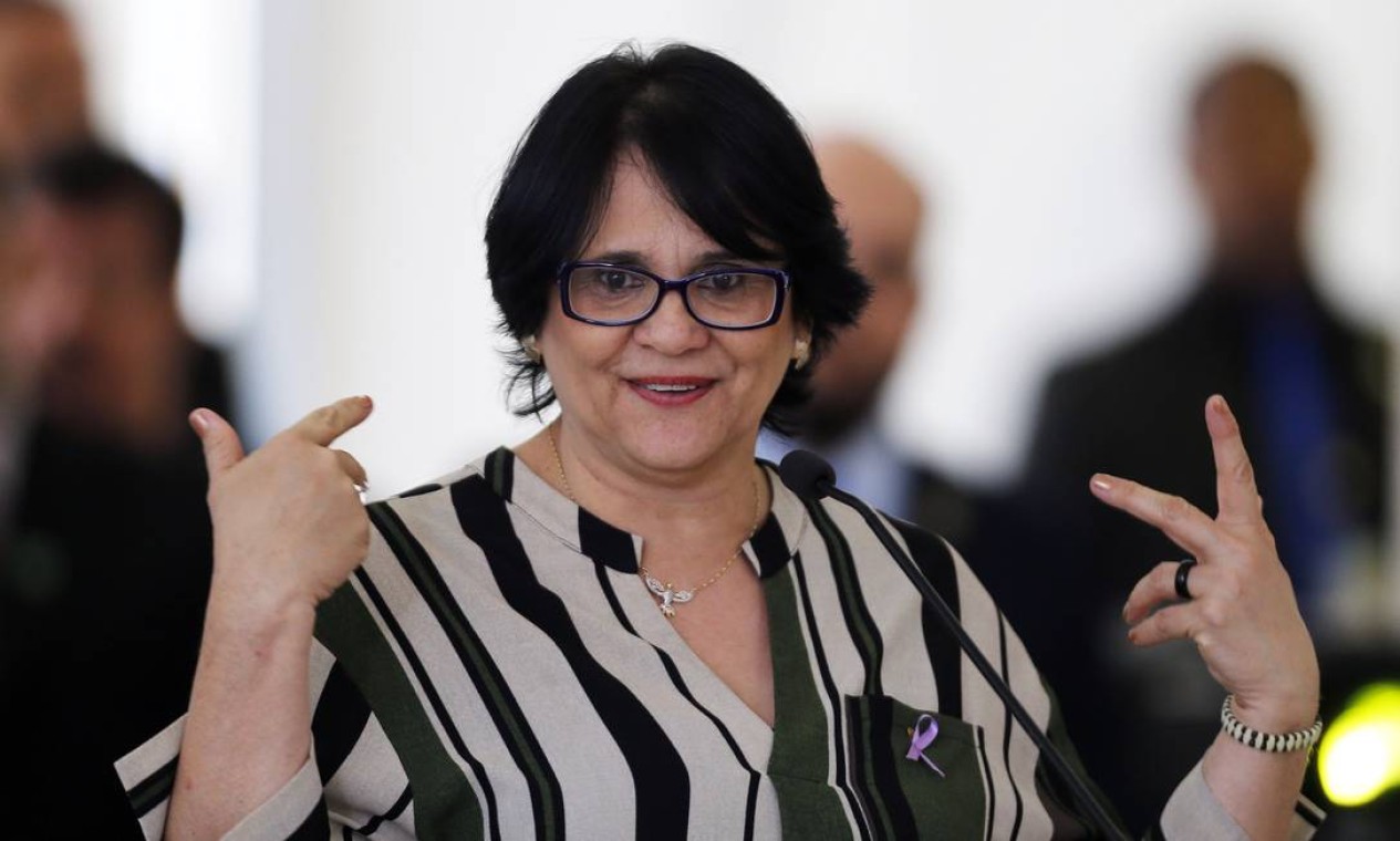 Damares Alves confirma saída do Ministério da Mulher até esta sexta-feira -  Politica - Estado de Minas
