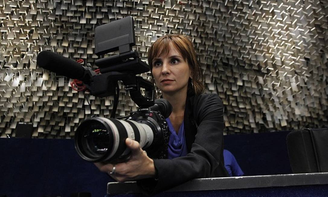 Petra Costa pode se tonar a primeira latino-americana a ganhar um Oscar como diretora Foto: Givaldo Barbosa / Agência O Globo