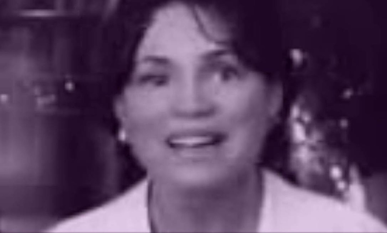Em 2002, Regina Duarte afirmava, em um vídeo gravado para o programa eleitoral do então candidato do PSDB, José Serra, que tinha medo da vitória do ex-presidente Lula nas eleições daquele ano Foto:   / Reprodução