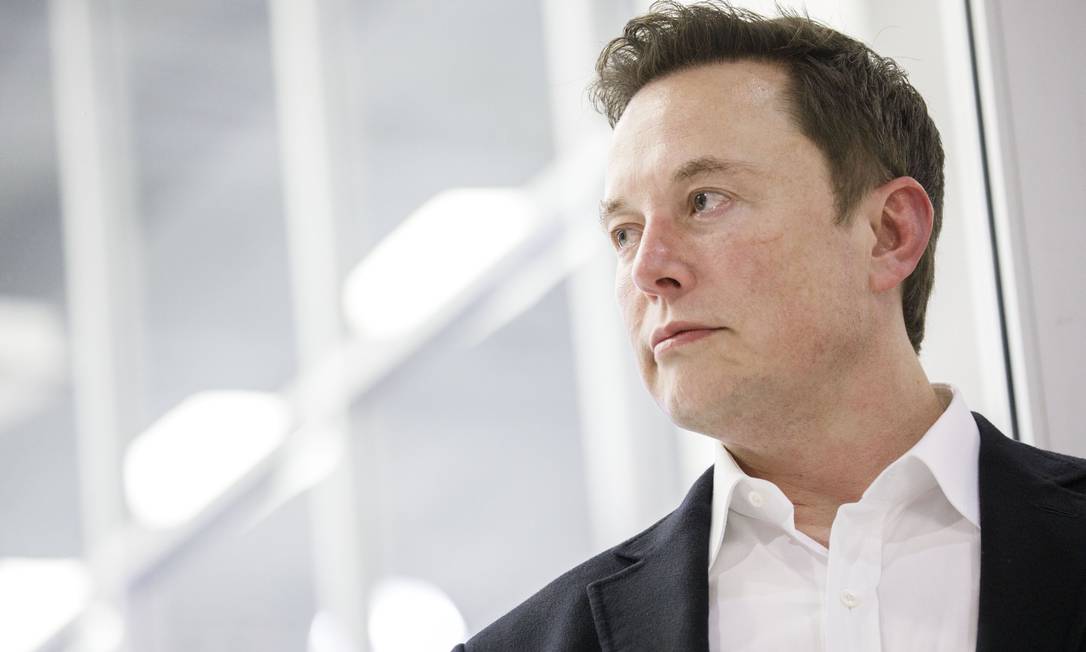 O CEO da SpaceX e da Tesla, Elon Musk é popular no Twitter, com mais de 30 milhões de seguidores Foto: Patrick T. Fallon / Bloomberg