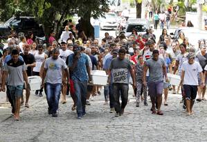 Relson Gracie é preso com drogas em sua bagagem na rodovia Presidente  Dutra, no Rio de Janeiro