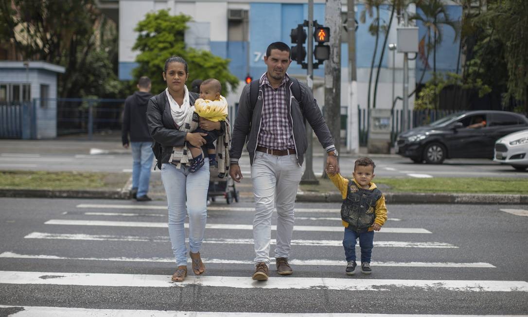 Bolsa Família volta a ter fila, com 500 mil inscritos em apenas um ano