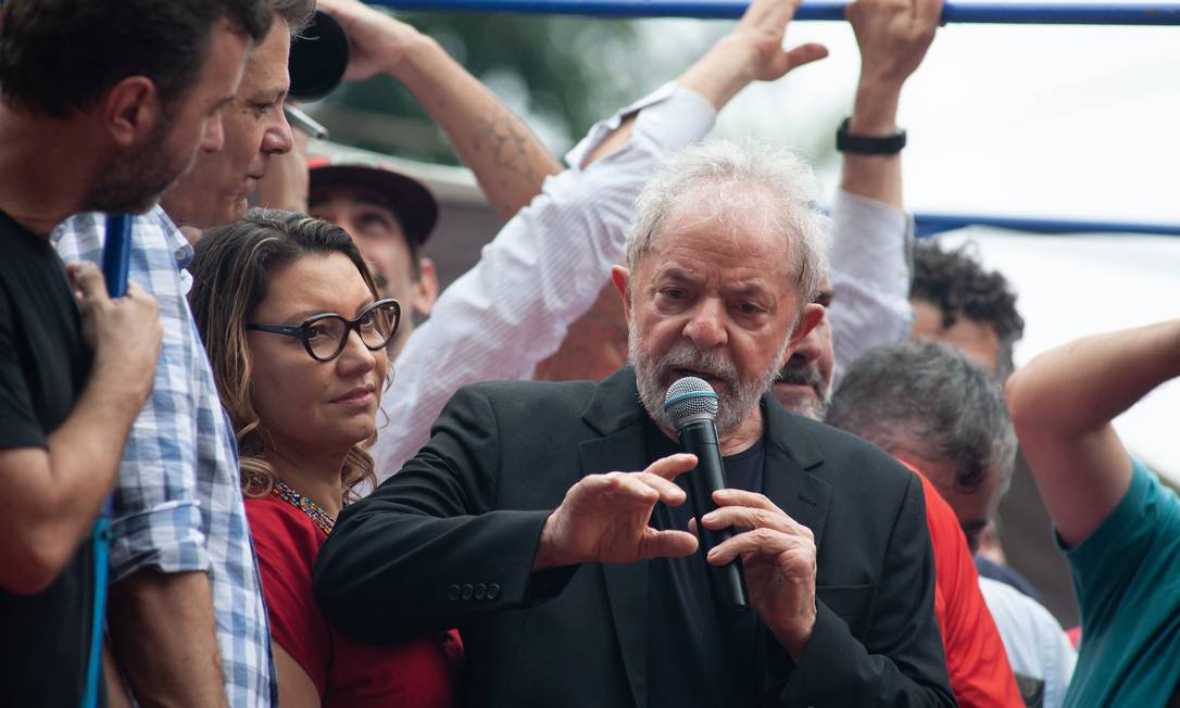 O ex-presidente Luiz Inácio Lula da Silva 09/11/2019 Foto: Jefferson Coppola / Agência O Globo