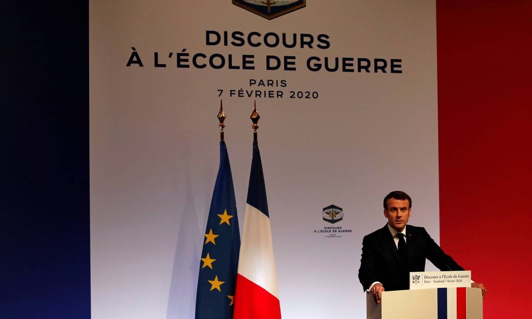 Macron dá tradicional discurso na Escola de Guerra francesa Foto: POOL / REUTERS
