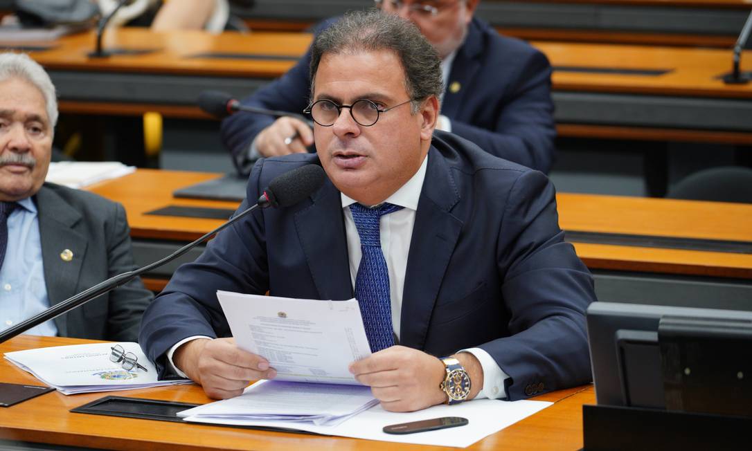 O deputado João Carlos Bacelar (PL-BA) em sessão na Câmara Foto: Pablo Valadares / Câmara dos Deputados 