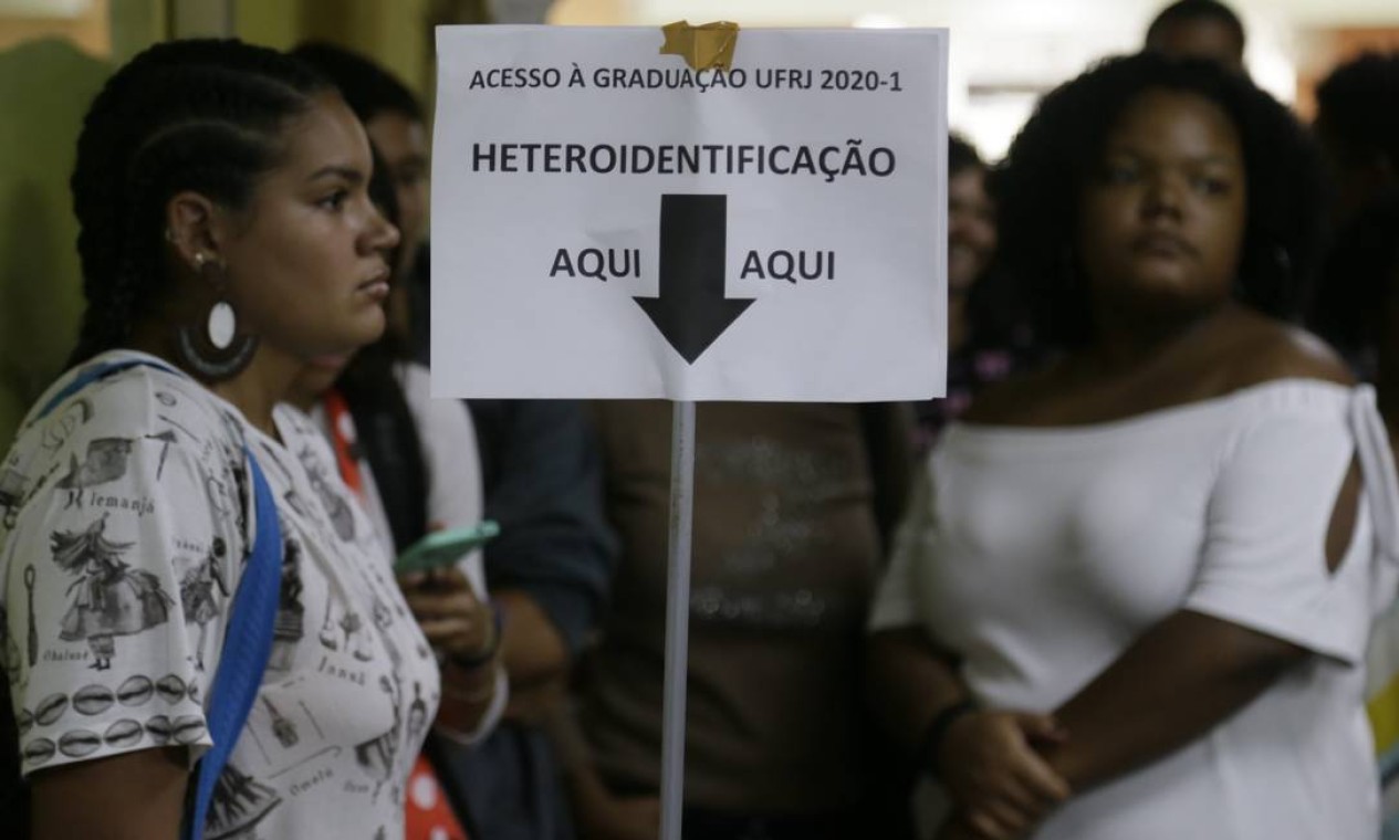 Avaliados Por Comissão Heteroidentificação Na Ufrj Questionam