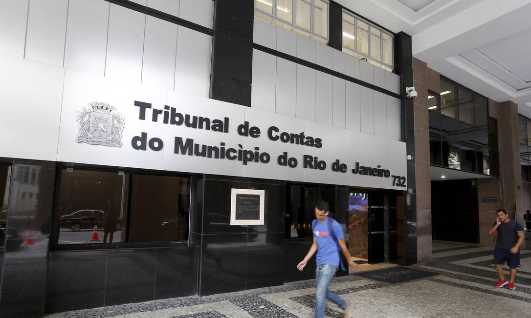 TCM apurou que projeto vai comprometer limite de gastos com pessoal Foto: Domingos Peixoto / Agência O Globo