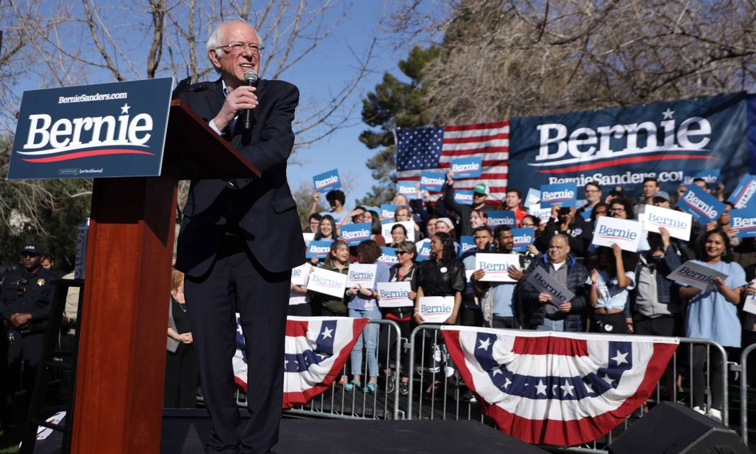 O candidato democrata Bernie Sanders durante comício em Las Vegas, Nevada Foto: ALEX WONG / AFP