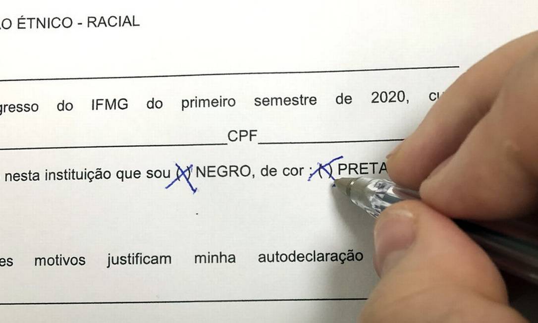 Não sou branco nem negro (sou de origem árabe e tenho cabelo