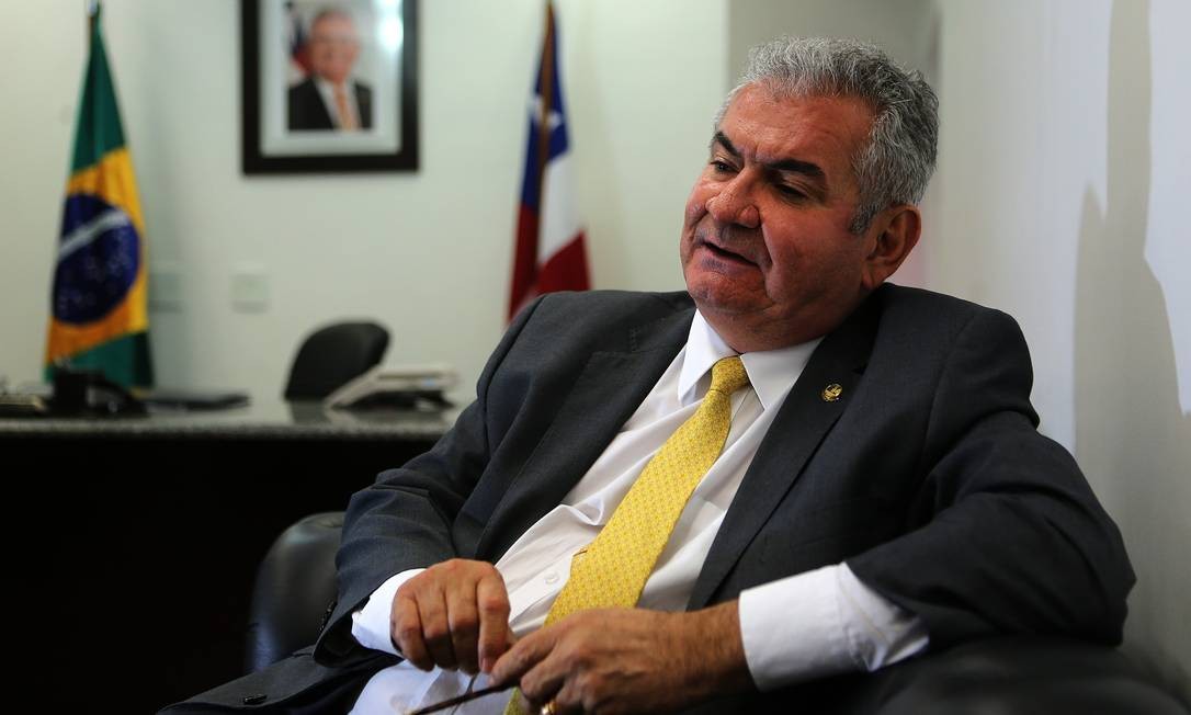 Senador Ângelo Coronel Foto: Jorge William / Agência O Globo