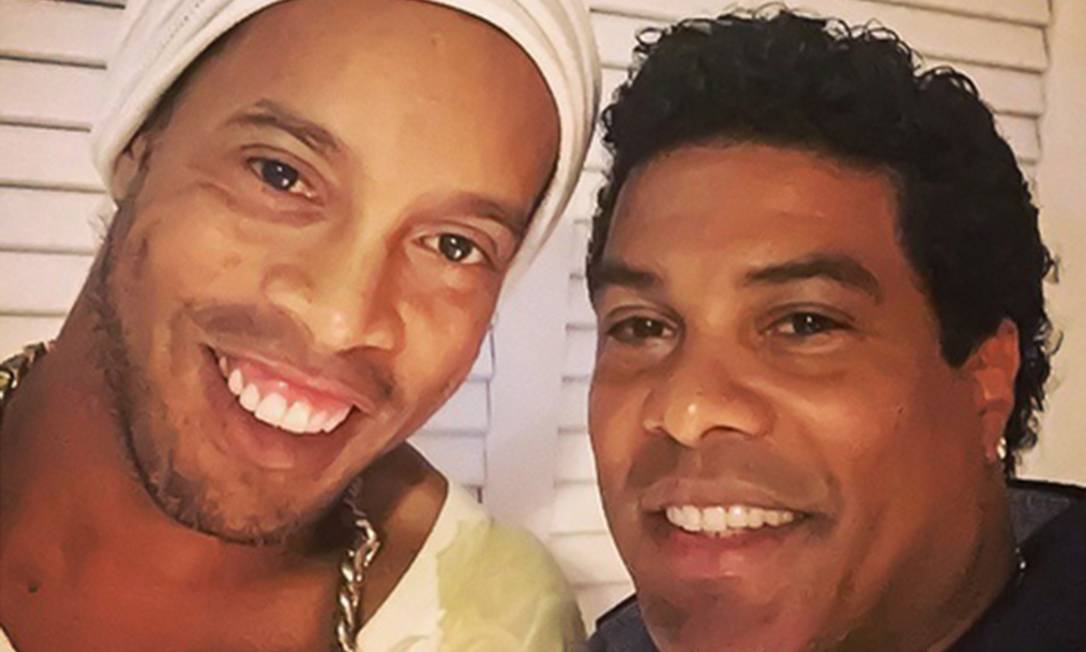  Ronaldinho Gaúcho e o irmão Assis Moreira, em férias no Rio Foto: Instagram/Reprodução
