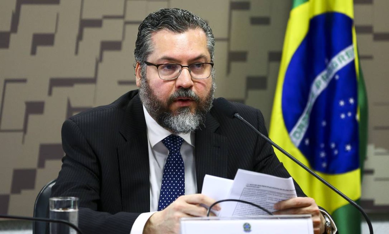 Cônsul-Geral do Brasil em Chicago deve substituir ex-vice de Ernesto Araújo  na OEA