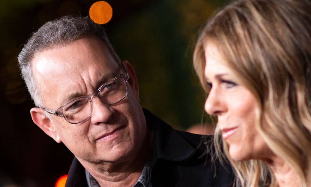 Tom Hanks e sua mulher, a atriz Rita Wilson: casal foi diagnosticado com coronavírus Foto: VALERIE MACON / AFP