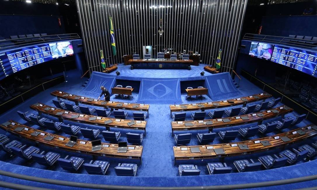 O plenário do Senado vazio Foto: André Coelho / Agência O Globo