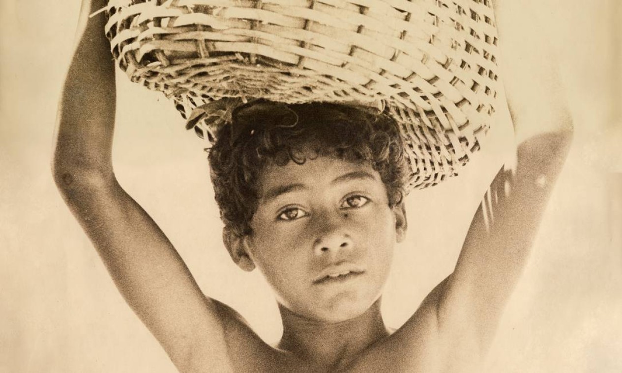 Fotos do escritor GarciaRoza serão reunidas em exposição Jornal O Globo