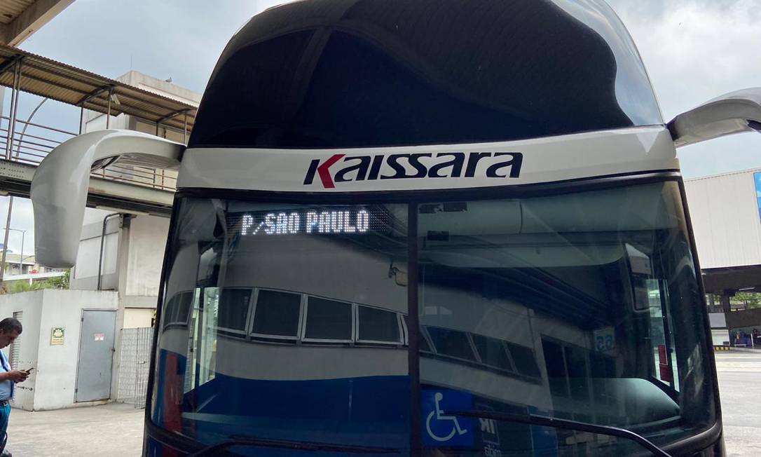 Ônibus circularam normalmente nesta manhã na Rodoviária Novo Rio Foto: Gabriela Oliva