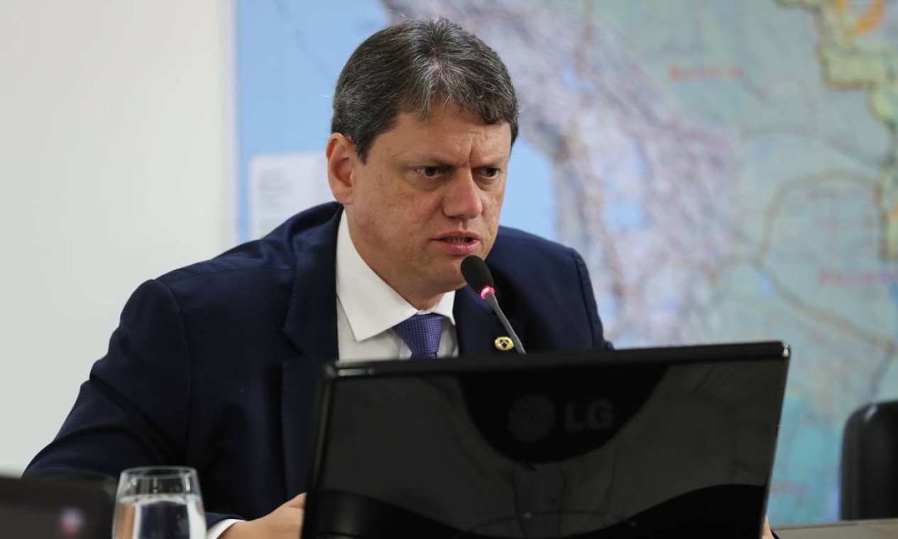 Ministro da Infraestrutura, Tarcísio Freitas, também participou da reunião virtual Foto: Marcos Corrêa / PR
